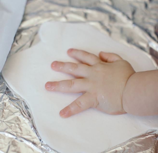 Pearhead: Στολίδι με αποτύπωμα του μωρού σας - Ροζ